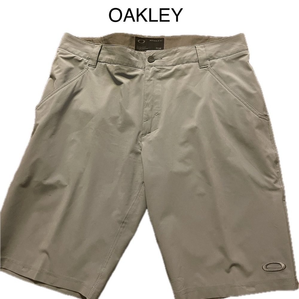 Oakley Shirts 36W